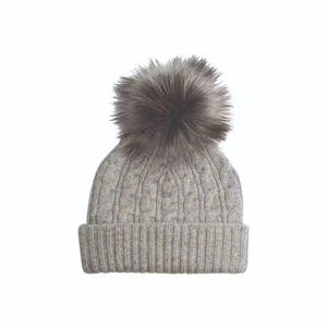 Bonnets en gros en tissu tricoté doux, style robuste pour l'extérieur, chapeaux d'hiver pour la protection contre le froid avec nœuds - Product Image 1