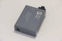 Fiber optik alıcı/verici 20km tek modlu Fiber Ethernet medya dönüştürücü 10/100/1000M Adaptivity POE 20km MilesSC arayüzü harici güç