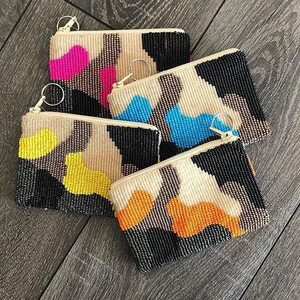 Pochette à monnaie en broderie de perles Beachy ce porte-monnaie en perles amusantes et colorées mini porte-monnaie à fermeture éclair utilise les femmes et les filles - Product Image 4