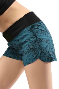 Women's Wholesale High Waisted Printed Yoga Shorts With Pockets Quick Dry Sporty Fitness Shorts For Running - Product Image 2
