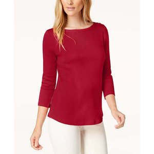 Top Casual da Donna Charter Club con Scollo a Barca e Bottoni sulle Spalle in Raso Lavorato a Maglia di Cotone Pima con Logo Ricamato Rosso Taglie S e XL - Product Image 1