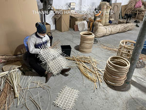 โกศไม้สำหรับสัตว์เลี้ยงขี้เถ้ากล่องอนุสรณ์ส่วนบุคคลสำหรับสุนัขแมวเวียดนามขายส่ง - Product Image 3