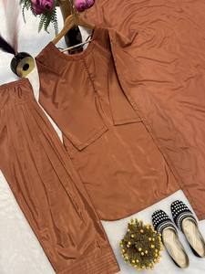 Look de soirée élégant pour femmes Kurta et bas avec Dupatta - Product Image 2