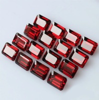 Granat Rouge Naturel du Mozambique, Taille Carrée Facettée, Certifié par une Société d'Expertise, Coszcatl Exports, Pierres Précieuses en Vrac pour la Fabrication de Bijoux