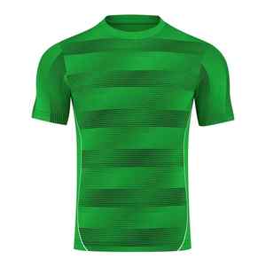 Camiseta de aficionado al fútbol personalizada con color degradado: ropa de fútbol elegante con MOQ bajo a precios competitivos - Product Image 3