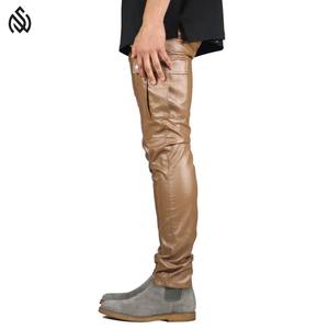 Pantalones de cuero de moda de nuevo diseño 2025 con bolsillo lateral para hombres, pantalones de cuero rectos de bajo precio para hombres - Product Image 3