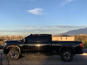 รถ GMC Sierra 2500 AT4 ปี 2020 ใหม่ล่าสุด ภายในสีเข้ม พวงมาลัยซ้าย เครื่องยนต์ 8 สูบ ขับเคลื่อน 4 ล้อ พร้อมสิทธิพิเศษในการจัดส่ง - Product Image 4