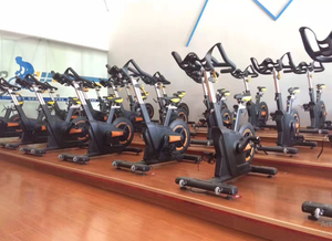 Bicicleta de Spinning para Gimnasio Comercial, Nueva Llegada, Lista para Enviar - Product Image 3