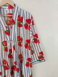 Robe en coton à imprimé fruits |   Robe d'été légère et respirante |   Robe pour femme en coton à imprimé blocs, élégante et confortable - Product Image 3