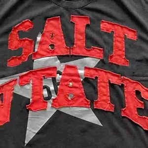 เสื้อยืดคอกลมผ้าปะปักลายสตรีทแฟชั่น - Product Image 4