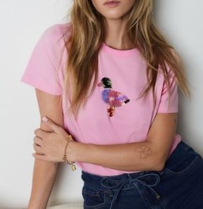 Nouveau T-shirt pour femmes tendance, broderie design, style de marque de luxe, tissu jersey doux, confortable à porter au quotidien, tenue féminine, haut - Product Image 3