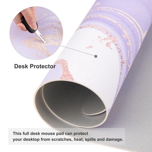 Tapis de souris ergonomique en cuir PVC effet marbre violet, avec repose-poignet en cuir de chamois, résistant à l'eau, pour le bureau et la maison - Product Image 3