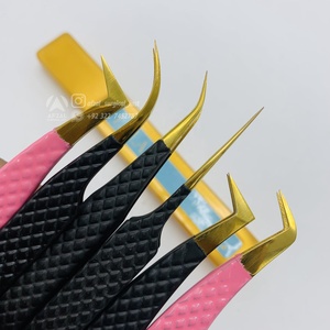 Pinzas de acero inoxidable sostenibles de alta calidad para extensión de pestañas con mango negro y Rosa de Punta dorada CNC personalizado - Product Image 5