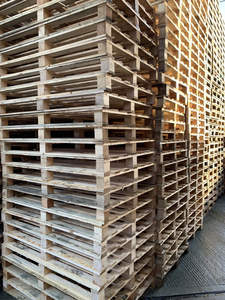 Achetez des palettes en bois de pin robustes, grandes, à 2 et 4 voies, 48x40, empilables, qualité EPAL supérieure, pour le stockage, en gros directement de l'usine. - Product Image 6