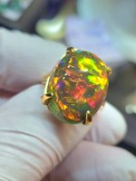 Bague en argent sterling 925 plaqué or rose 14 carats avec opale ovale grande taille à feu arc-en-ciel foncé sertie clos, certifiée IGI, haute qualité, tendance
