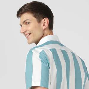 Chemise de plage à fleurs hawaïennes pour hommes-Tissu à séchage rapide, idéal pour les événements au bord de la piscine et les escapades tropicales - Product Image 6