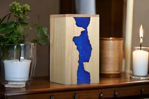 Caja de urna de cremación de resina de haya hecha a mano, recuerdo conmemorativo personalizado - Product Image 6
