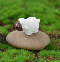 Figurine d'animal, mini mouton de dessin animé, artisanat en résine, figurine et miniature, décoration de table à domicile, jouets et cadeaux