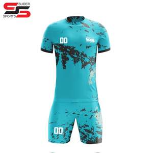Uniforme de football de l'équipe d'hommes en polyester 100% de sublimation bon marché en vente en gros - Product Image 1