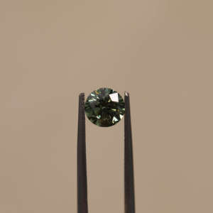 Diamant vert fantaisie de 1,75 carat, cultivé en laboratoire, certifié IGI, taille brillant ronde, pierre lâche personnalisable pour la fabrication de bijoux - Product Image 3