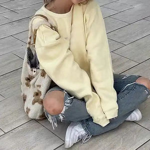 Sudadera de cuello redondo de algodón orgánico con logotipo personalizado 2025 para mujer, de alta calidad bordadas sudaderas con capucha, Jersey Beige de posición frontal - Product Image 3