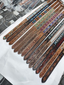 เข็มขัดสไตล์วินเทจลายแอซเท็กประดับลูกปัด หัวเข็มขัดโลหะผสม หนังวัว ลายดอกไม้ งานฝีมือ ราคาดีที่สุดสำหรับผู้ชายและผู้หญิง - Product Image 3