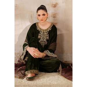 Conjunto de Traje de Terciopelo Bordado para Mujer PR-1210 - Product Image 5