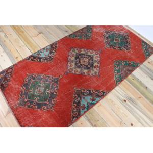 Alfombra Turca Vintage de 3.4x6.9 pies (105x210 cm), Alfombra Roja con Diseño Floral Verde - Product Image 2