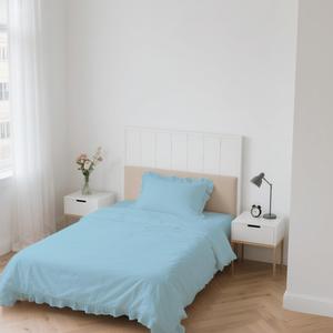 Parure de lit haut de gamme en polycoton rayé bleu, housse de couette moderne à volants, drap-housse et taie d'oreiller pour usage domestique - Product Image 2