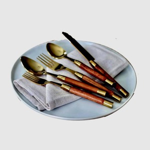 Ensemble de couverts de designer en acier inoxydable poli et miroir avec manche en bois rond unique ensemble de couverts pour la maison de mariage - Product Image 4
