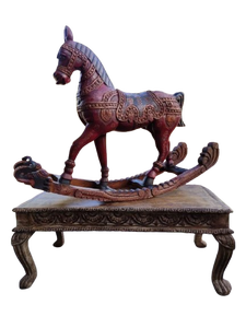 Jouet cheval à bascule en bois au design moderne pour la décoration de la maison Sculptures exclusives en bois pour enfants à offrir à des prix abordables - Product Image 4