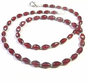 สร้อยคอพลอยโกเมนแดงแอฟริกันธรรมชาติเจาะรูตรงกลาง ความยาว 18 นิ้ว คุณภาพสูงจากโมซัมบิก รูปทรงเหลี่ยมเหลี่ยมเพชรพลอย ขนาด 6-9 มม. แบบเม็ดเดี่ยว - Product Image 2