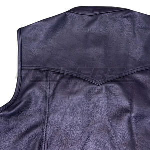 Chaleco de motociclista de cuero para hombre con botones dorados Chaleco sin mangas de piel de vaca genuina Chaleco de motocicleta personalizado negro transpirable - Product Image 6