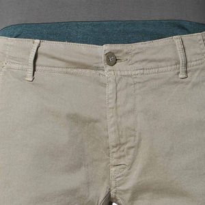 Pantalones cortos cargo informales para hombre con logotipo personalizado de color sólido del fabricante de calidad superior 2025-26 OEM multibolsillos al por mayor - Product Image 4