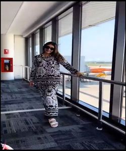 Fashion Fusion: estilo pakistaní Salwar Kameez: fusión de estilos tradicionales y modernos, creando una moda elegante y elegante - Product Image 5