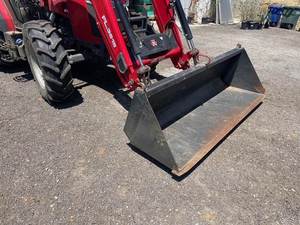 2022 Massey Ferguson 4709 4WD Utility Tractor Powerhouse con componentes centrales Bomba Motor Caja de cambios - Product Image 4