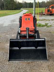 Usado 2019 Ditch Witch SK1050 Cargadora sobre orugas Minicargadora con motor Yanmar Componentes Huade 98 Cubo de capacidad - Product Image 4