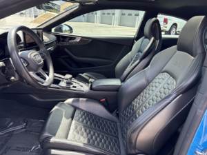 Bien entretenu Propre 2021 Aud-i RS 5 Coupé - Product Image 3