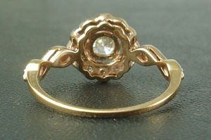 Anillo de Compromiso JEWELSPAARK de Plata 14k con Diamante Redondo de 0.75 Ct, Estilo Vintage y Moderno para Mujer - Product Image 2