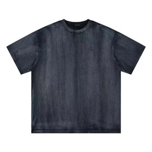 เสื้อยืดแขนสั้นผู้ชายทรงปกติ คุณภาพสูง ผ้าฝ้าย 100% คอกลม ซักได้ตามสั่ง เหมาะสำหรับใส่หน้าร้อน รับผลิตแบบ OEM ปรับแต่งได้ ป้องกันรอยยับ - Product Image 1