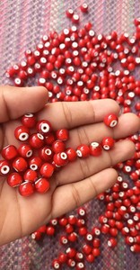 ลูกปัดหัวใจสีขาวสีแดงสำหรับนักออกแบบเครื่องประดับสำหรับขายคืนขนาด8x10มม - Product Image 3