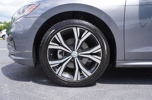 Offre exceptionnelle : Volkswagen Passat 2.0T SE FWD d'occasion 2022 - Product Image 6