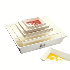 ถาดในห้องปฏิบัติการพร้อมที่จับตามหลักสรีรศาสตร์ของบริษัท Burkle GmbH รางป้องกันการหก ใช้งานง่าย อุปกรณ์ในห้องปฏิบัติการ - Product Image 3