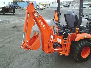 Suministro al por mayor para empresas: Retroexcavadora Kubota LA34 4WD de alta calidad con brazo excavador frontal, usada - Product Image 4