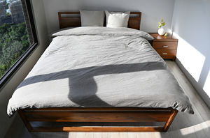 Cama King Size de Madera Tallada a Mano, Estructura de Cama de Madera Hecha a Mano de Lujo con Pie de Cama, Muebles Sólidos de Primera Calidad - Product Image 5