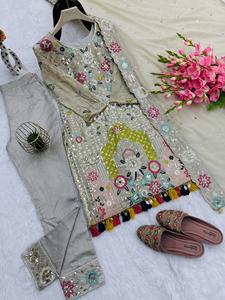 Conjunto de traje pakistaní de organza bordado premium, elegante y transpirable, de Unity Luxure, con dupatta de tela y pantalones de algodón y seda. - Product Image 5