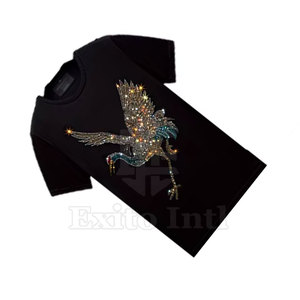 เสื้อยืดประดับเพชรแบบกำหนดเองยอดนิยมสำหรับผู้ชาย ผ้าฝ้าย 100% คุณภาพสูง ระบายอากาศได้ดี พร้อมโลโก้แบบกำหนดเอง - Product Image 6