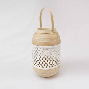 Vente en gros de lanterne à bougie en bambou naturel Décoration de la maison Lanternes et bougeoirs en bambou Vintage Rustic Made in Vietnam - Product Image 5