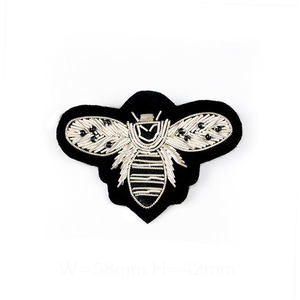 Broches de alambre de lingotes de alta calidad de diseño personalizado con bordado de encaje, broches de abejas de tela de chenilla de Color personalizado - Product Image 4