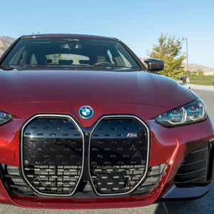 Auto Usado Premium 2023, B-MW i4 M50 Gran Coupé, ~700 Millas, Doble Motor, Tracción en las Cuatro Ruedas, Paquete Deportivo M Pro - Product Image 1